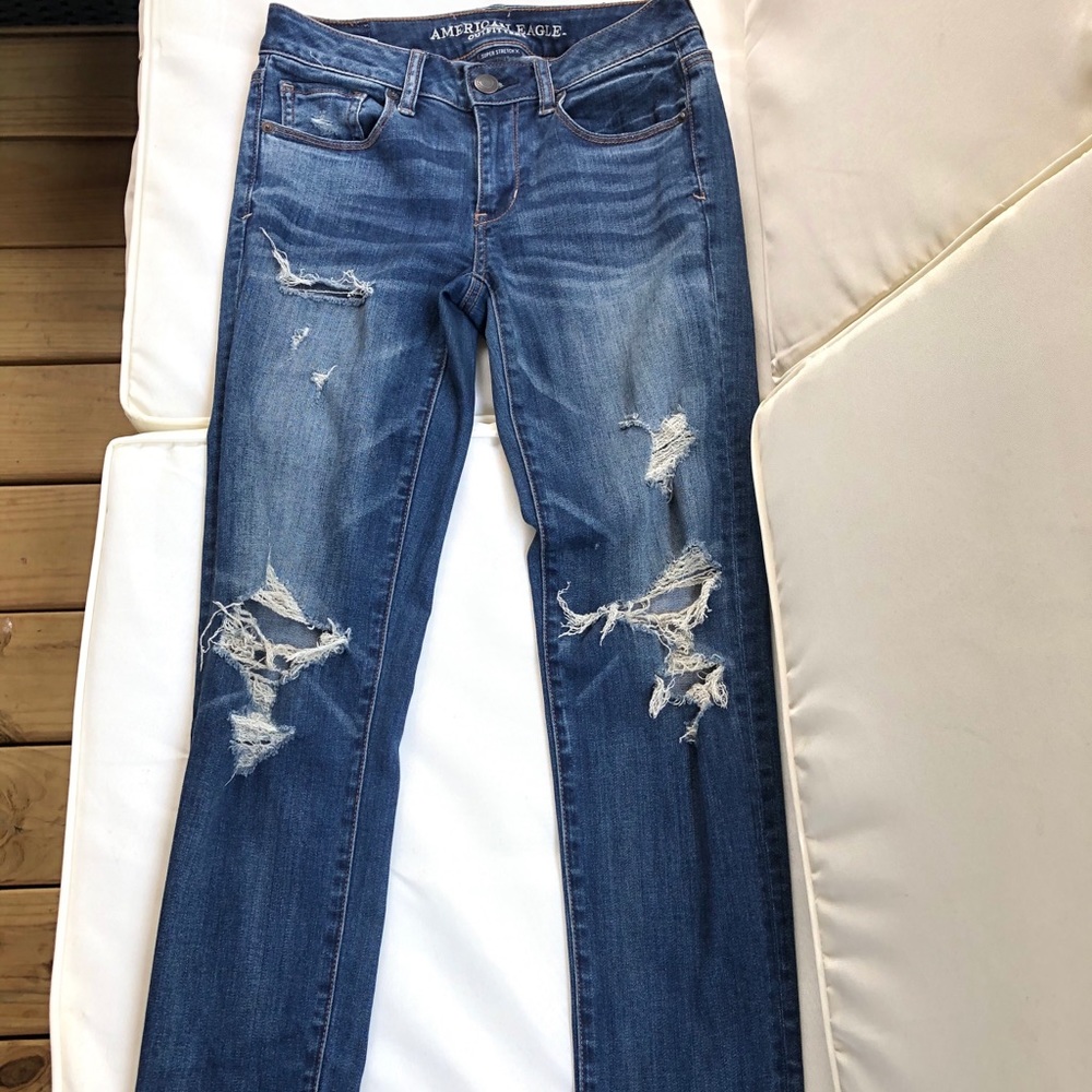 American eagle ripped jeans